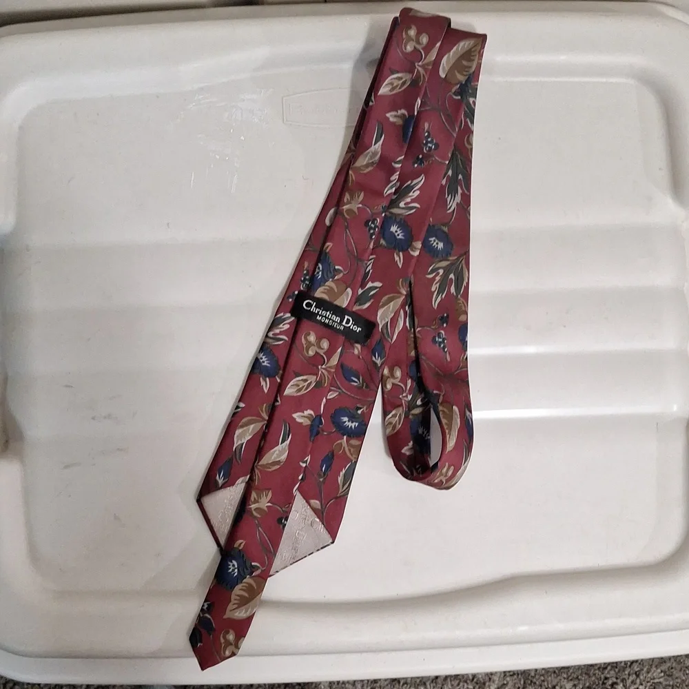Christian Dior Italian silk tie - professional office - red floral blue/green